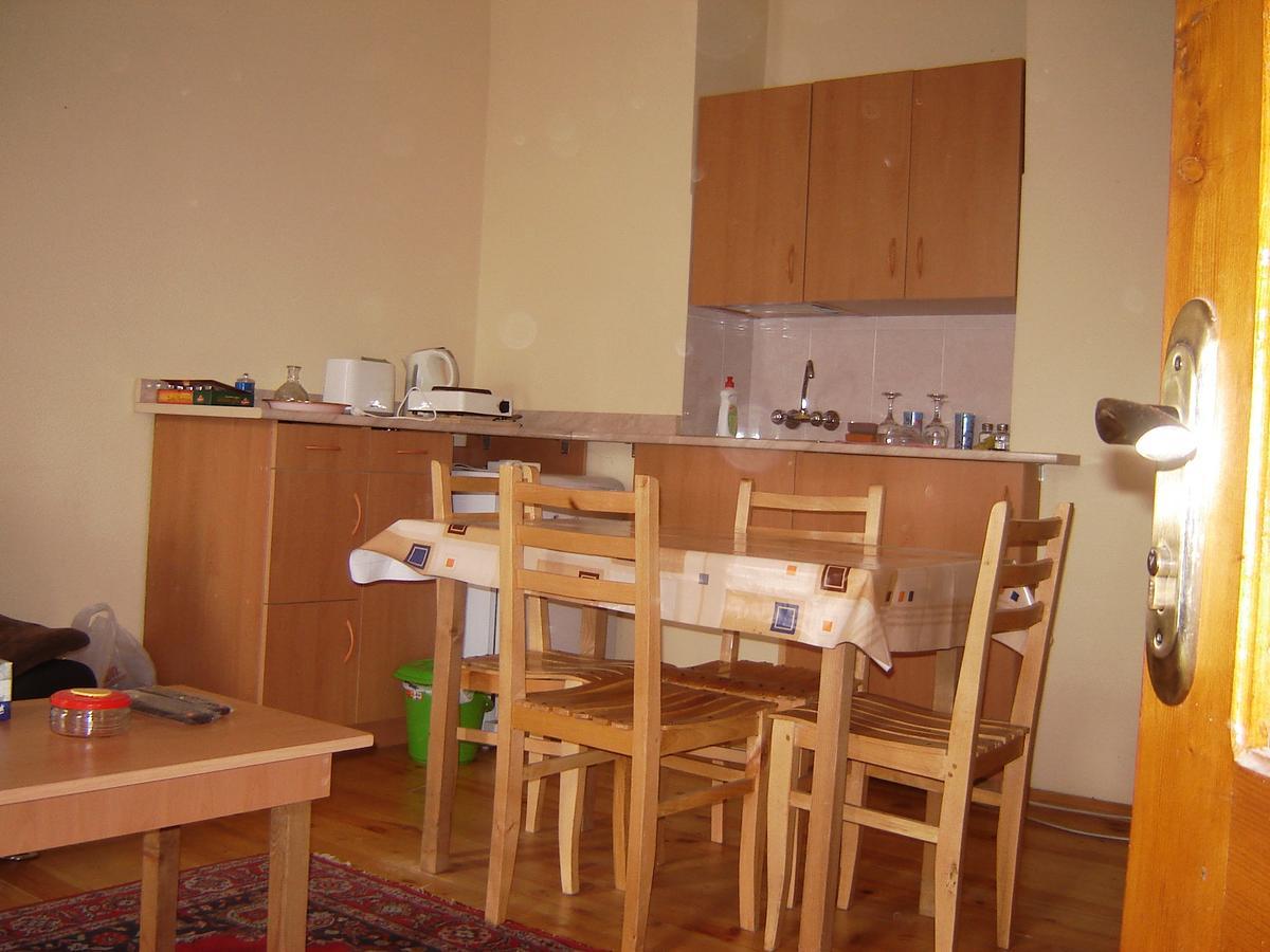Old Metekhi Apartment تبليسي المظهر الخارجي الصورة